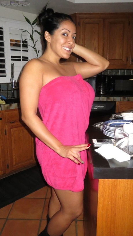 mature latina nudes picture