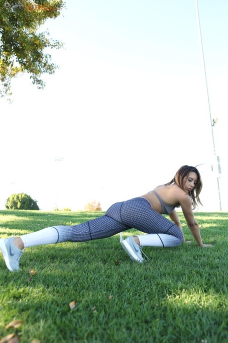 pantaloni da yoga latini abbastanza gratuito immagine