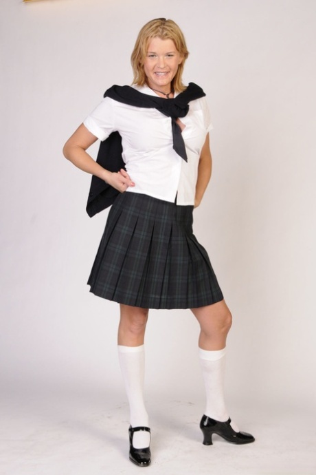 transvestit uniform kunst sex arkiv