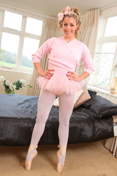 pantyhose feet hd photos