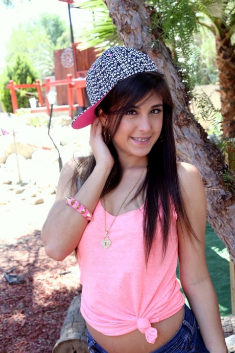 teen braces nudes photos