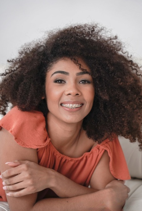 light skin ebony teen sexy gallery