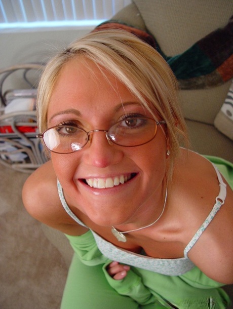 streberhafte MILF nacktheit perfekte galerie