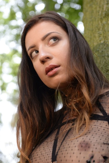 Therese Bizarre top model picture