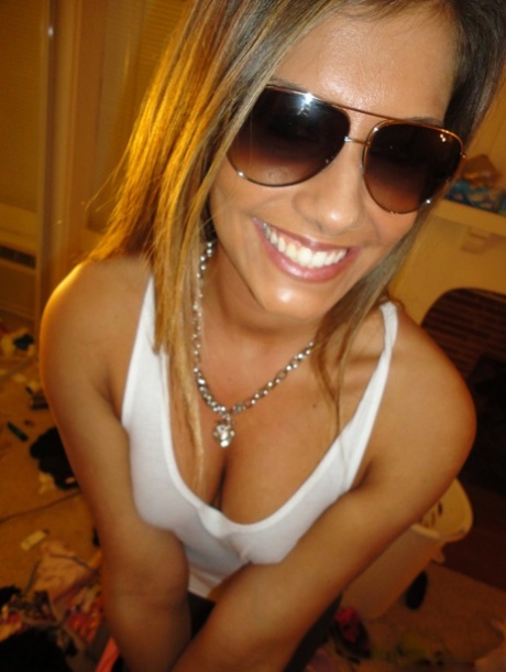 Bella Beyle free model pics