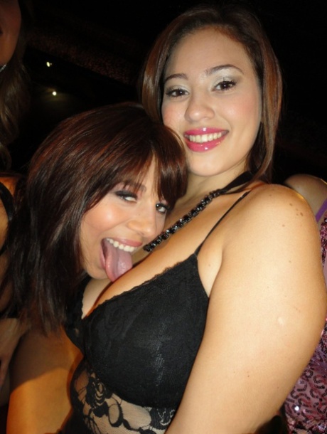 Mina Gold porn star pics