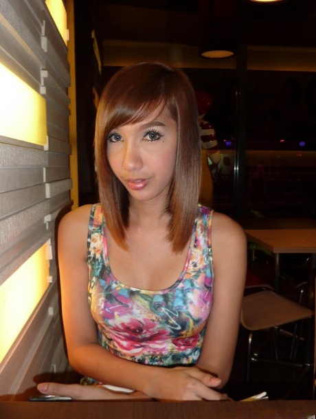 Pattaya Ladyboy exklusive erwachsene galerie