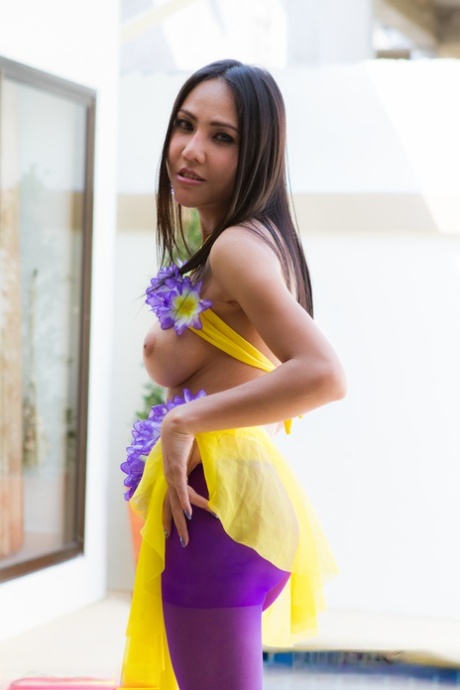ladyboy post-opératoire art pornographique des photos