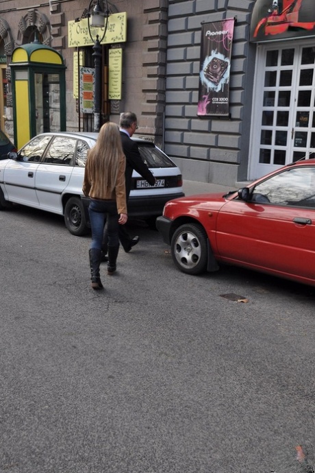 stivali alti fino alla coscia per partire galleria