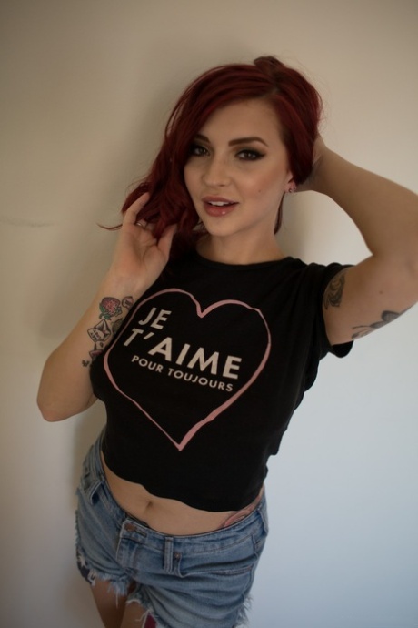 tattooed redhead free porn gallery