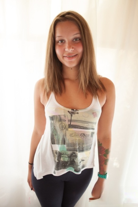 teen leggings sex photos