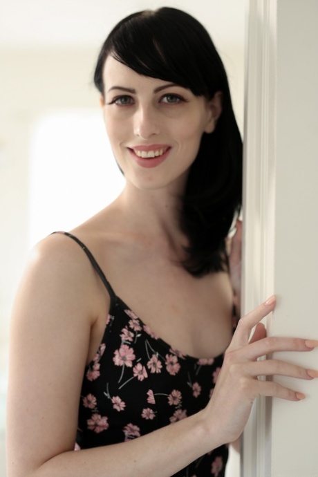 Alex Harper best actress pics