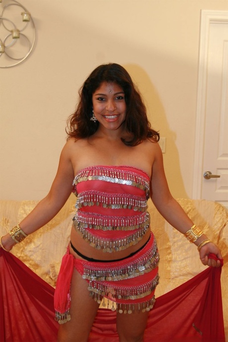 Laurie Vargas exclusive actress pictures