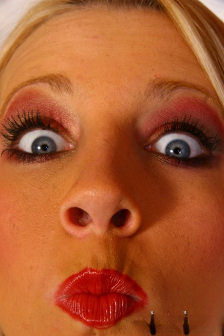 Lucky Starr pornstar sexy pic