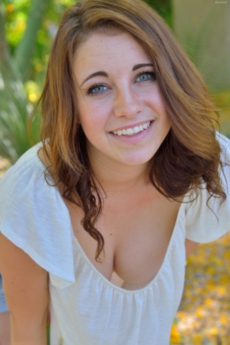 Kinsley Eden sex model galleries