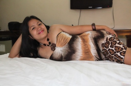 thai milf hot nude images