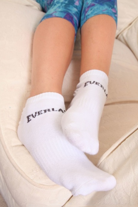 yoga pants feet hot photo
