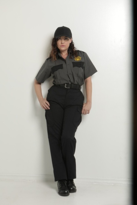 Sovereign Syre model sex picture