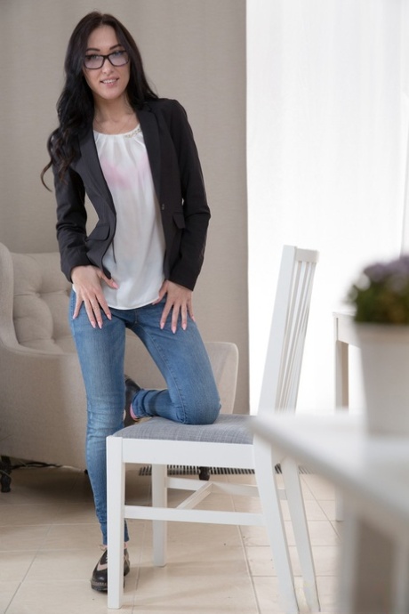 Nika Charming hot pornstar picture