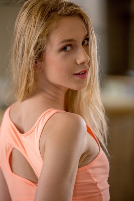 Alecia Fox pornstar hd pics