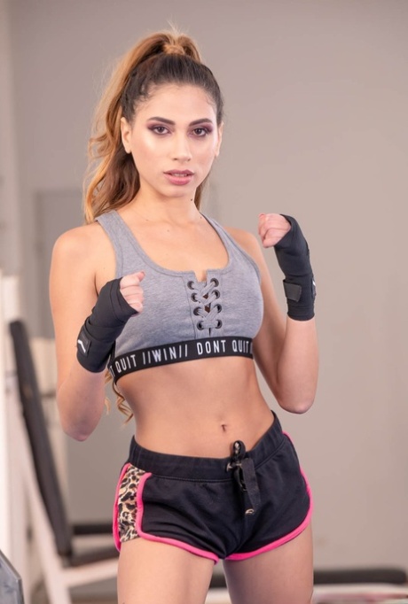 Hannah Vivienne star erotic picture