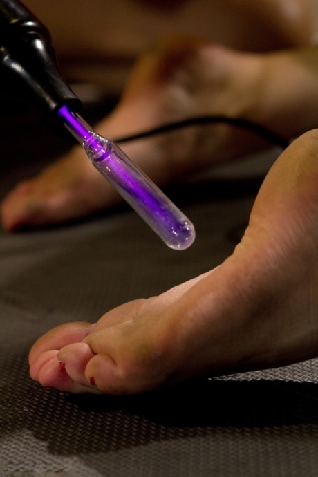 BDSMの足 アートヌード 写真