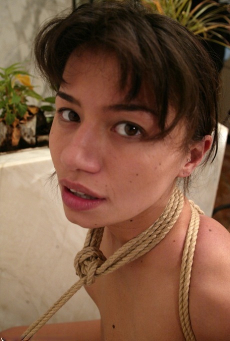 Bobbi Blair naked model pics