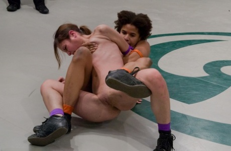 wrestling hot xxx photo