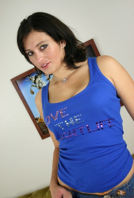 Makali Chanel free pornstar picture
