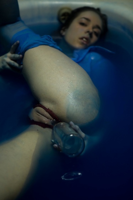 wet panties hd img