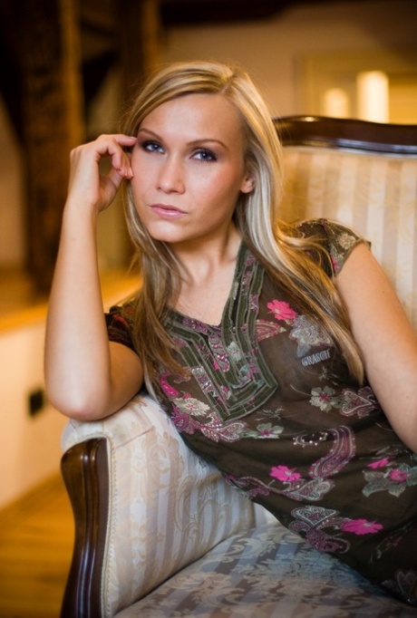 Lizzy Merova star perfect picture