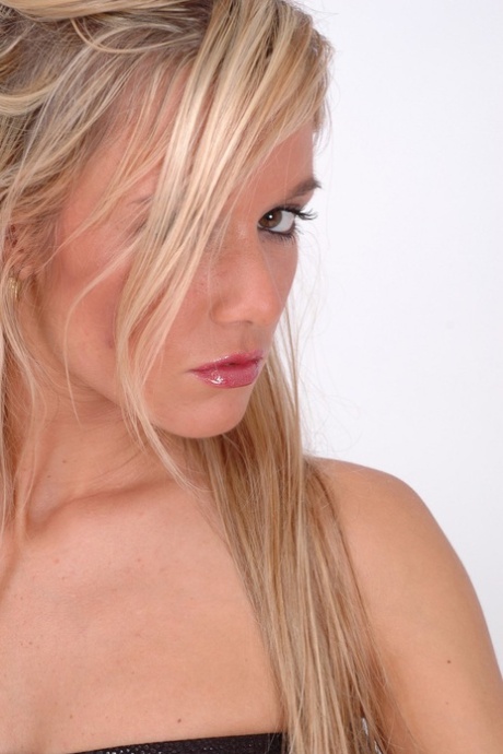 pretty face sexy images