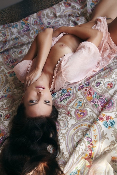 Suzie Carina star xxx pics