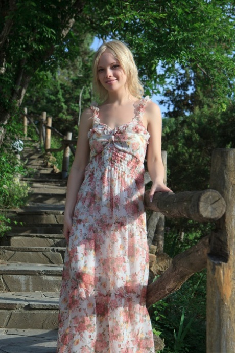 teen dress free xxx picture