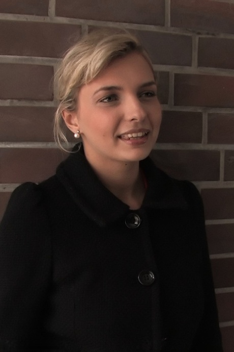 falešné rty horní galerie