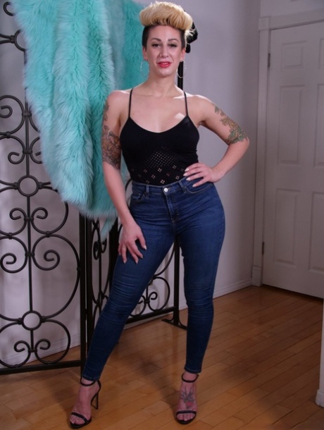 Milf-Titten nackt schöne fotos
