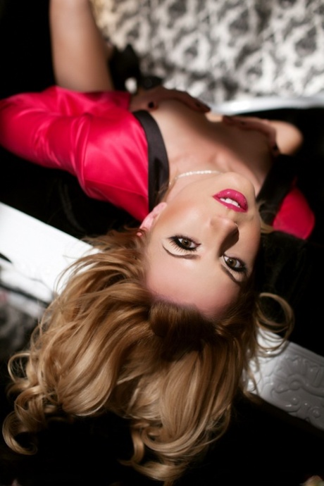 Lexi Belle nudes actress gallery