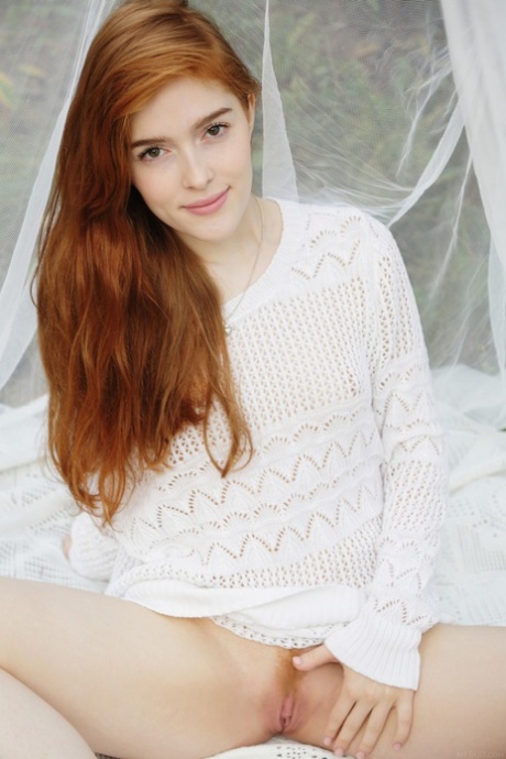 Jia Lissa pornstar top pic