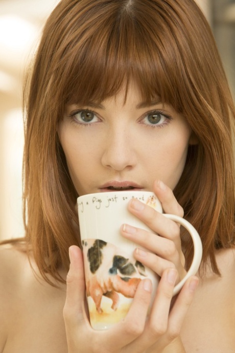 beautiful face free naked gallery