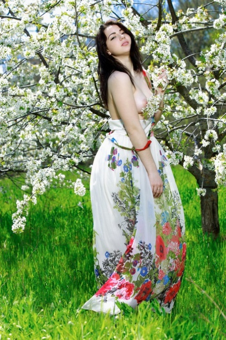 Nikki Sivilla star perfect photo