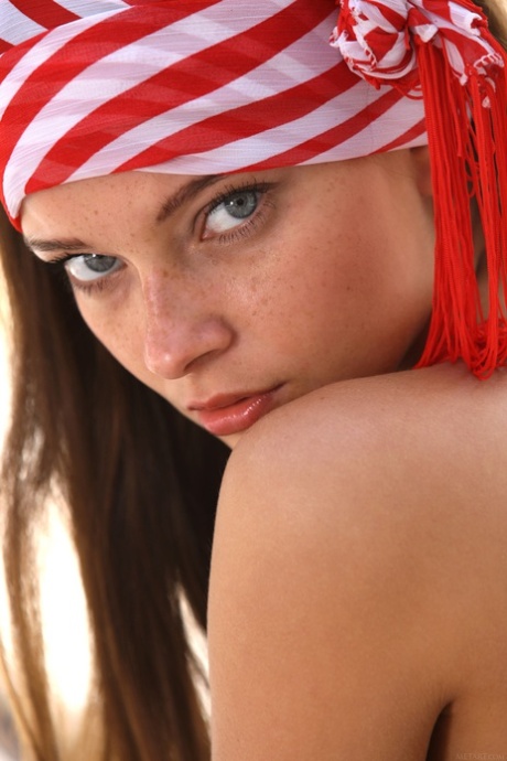 amatør brunette nøgen pornografisk Foto
