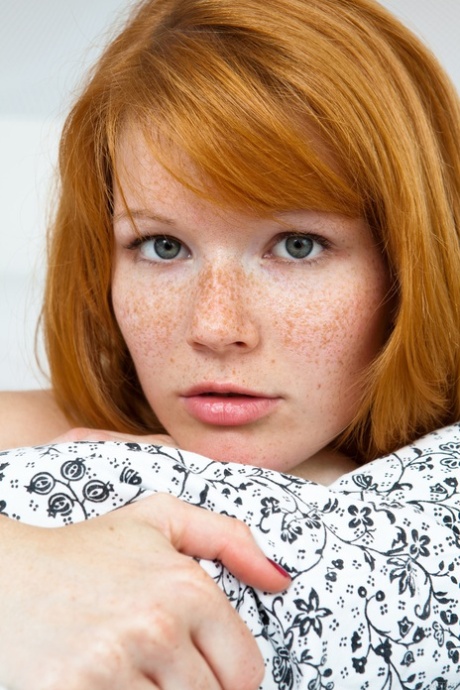 Mia Sollis top actress images