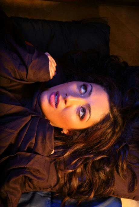 Angelica Saige sex model image