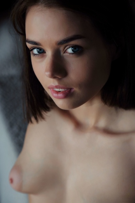 teen puffy nipples beautiful img