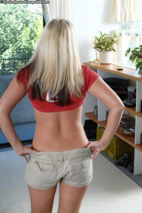 blonde ass free nude images