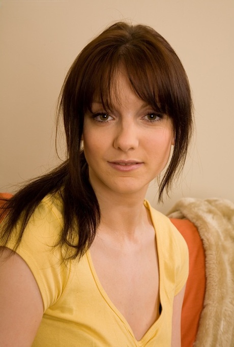 Aideen Halligan model perfect images