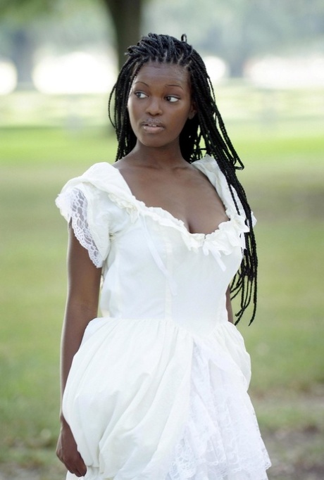 grand ébène nu xxx galerie