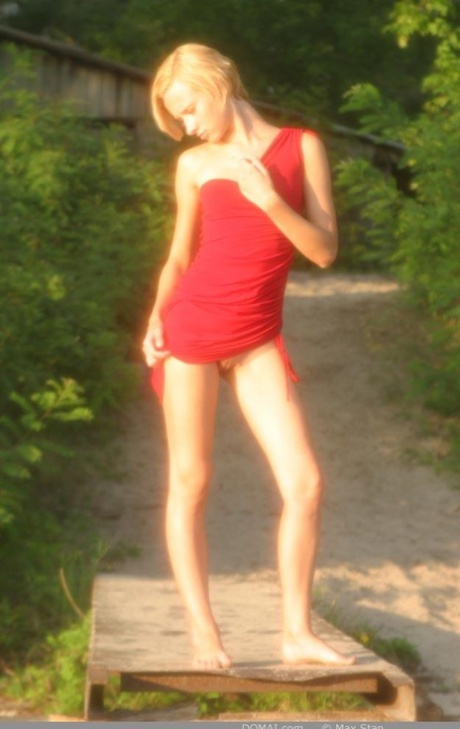 skinny blonde milf hot xxx images
