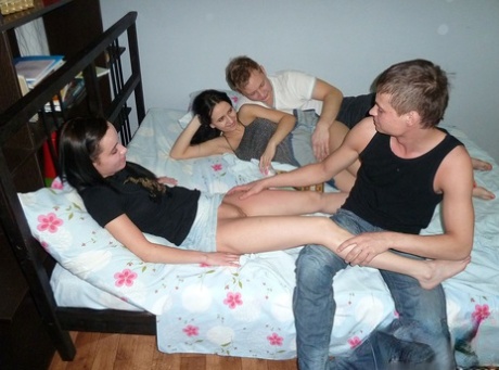 asijská přítelkyně umělecký sex obrázky