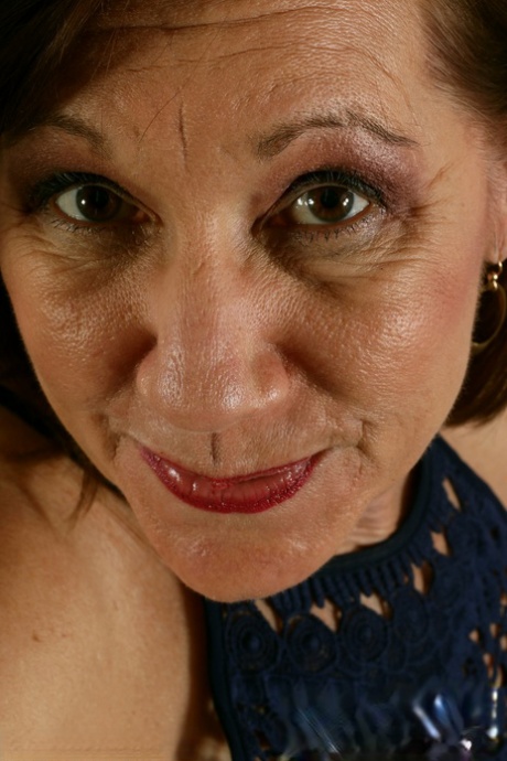 brunetka babička nejlépe sexy archiv